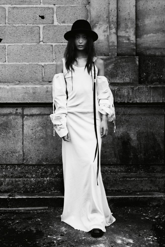 00032-ann-demeulemeester-fall-21-rtw-credit-willy-vanderper