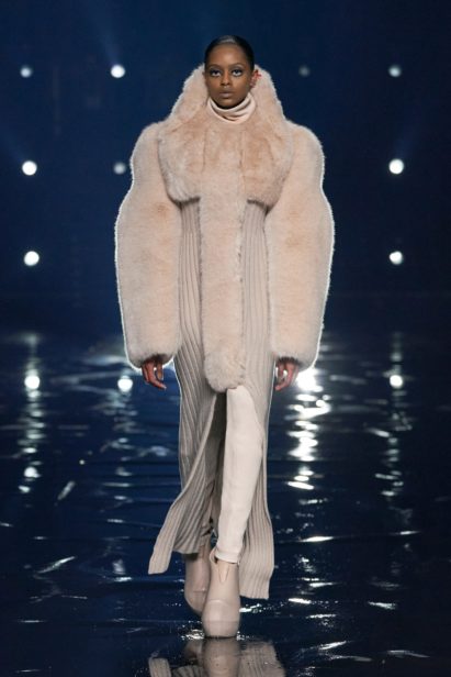 00044-givenchy-rtw-fall-21