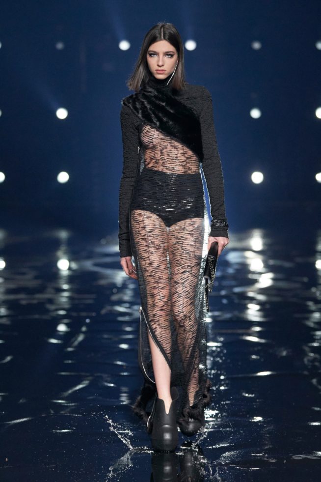 00060-givenchy-rtw-fall-21
