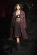 02_look_002