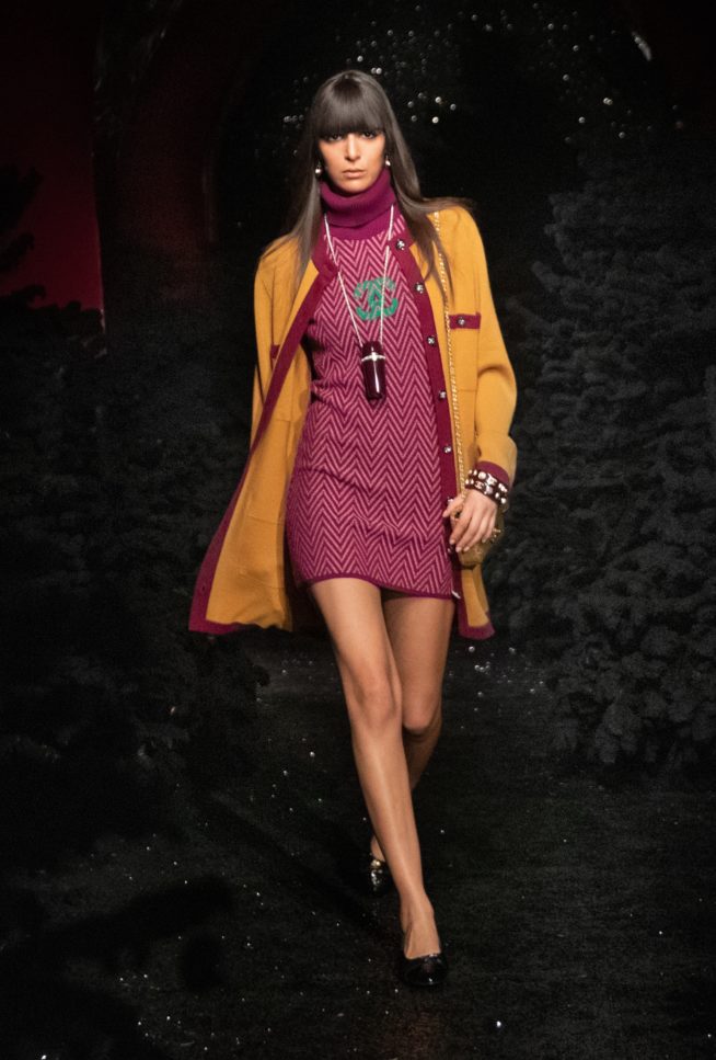 44_look_044