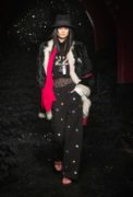 48_look_048