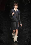 50_look_050