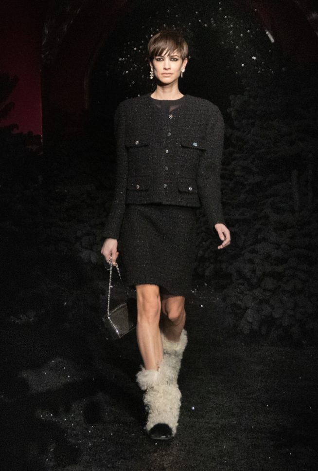 55_look_055