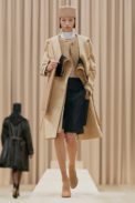 00001-burberry-fall-21