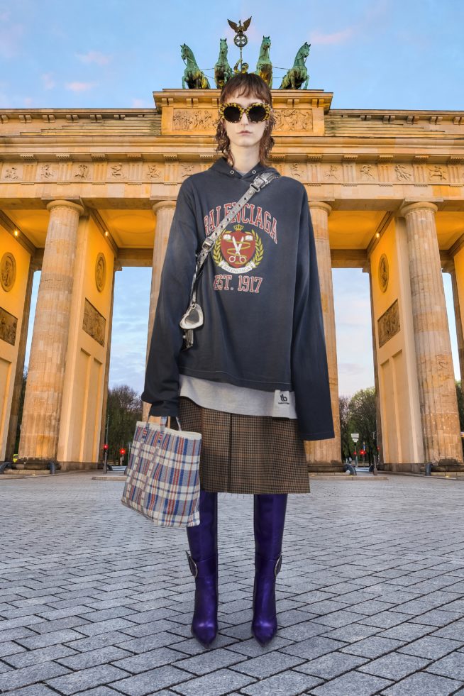 00002-balenciaga-prefall-21