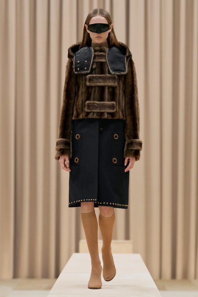 00016-burberry-fall-21