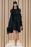 00017-burberry-fall-21