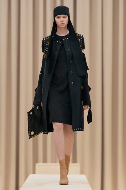 00017-burberry-fall-21