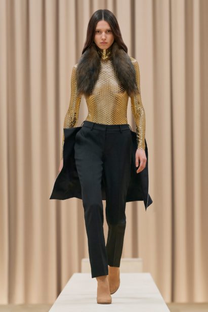 00023-burberry-fall-21
