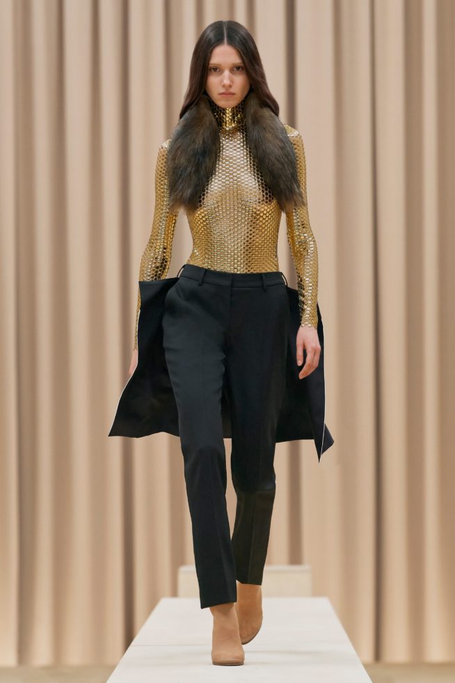 00023-burberry-fall-21