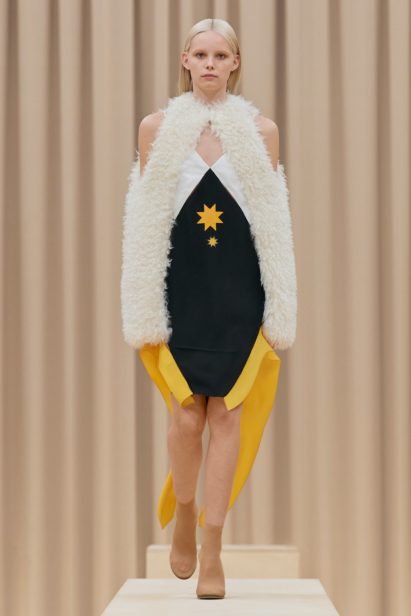 00043-burberry-fall-21