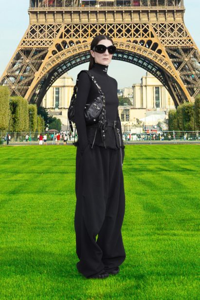 00044-balenciaga-prefall-21