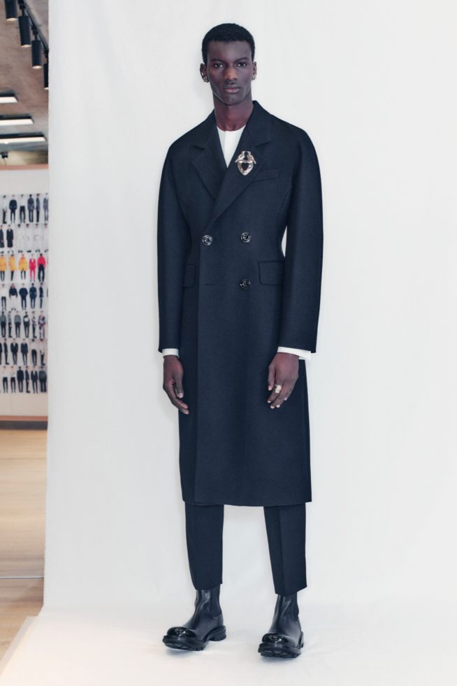 00001-alexander-mcqueen-mens-fall-21