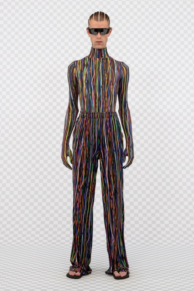 00002-vetements-spring-22-paris-credit-gio-staiano
