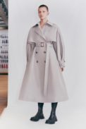 00005-alexander-mcqueen-pre-fall-21