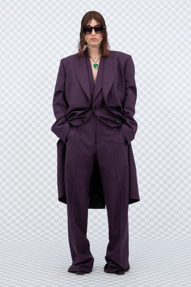 00005-vetements-spring-22-paris-credit-gio-staiano