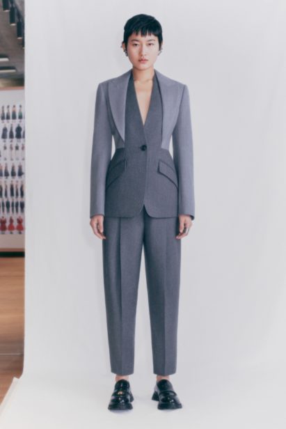00006-alexander-mcqueen-pre-fall-21