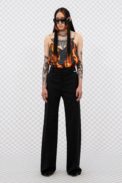 00006-vetements-spring-22-paris-credit-gio-staiano
