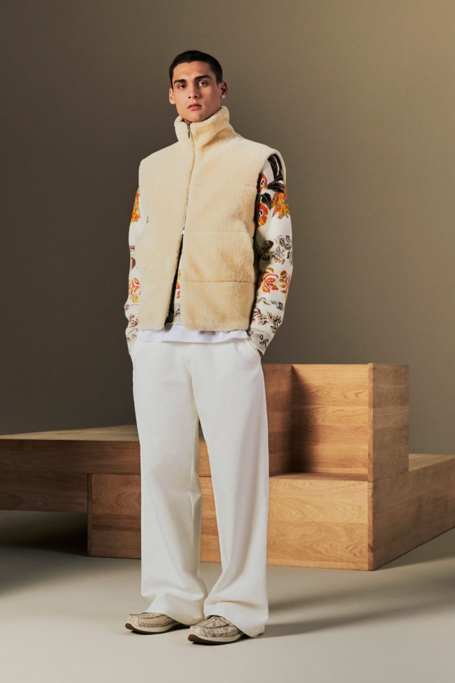 00008-dior-mens-resort-2022-paris-credit-brett-lloyd