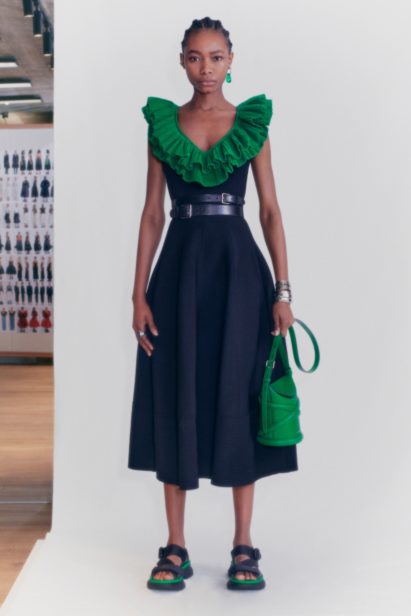 00012-alexander-mcqueen-pre-fall-21
