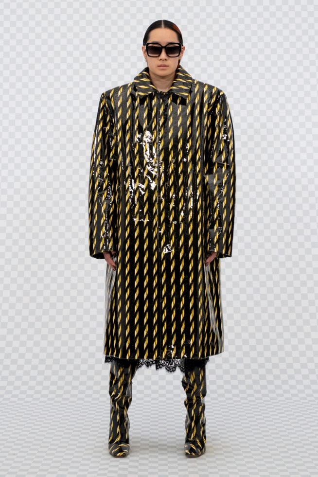 00012-vetements-spring-22-paris-credit-gio-staiano