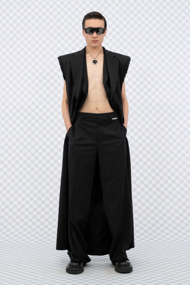 00017-vetements-spring-22-paris-credit-gio-staiano