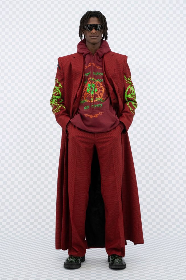 00021-vetements-spring-22-paris-credit-gio-staiano