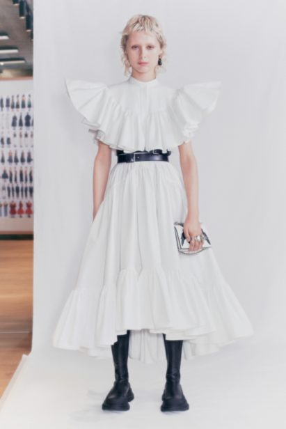 00023-alexander-mcqueen-pre-fall-21