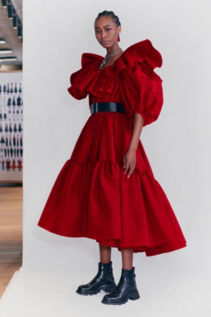 00024-alexander-mcqueen-pre-fall-21