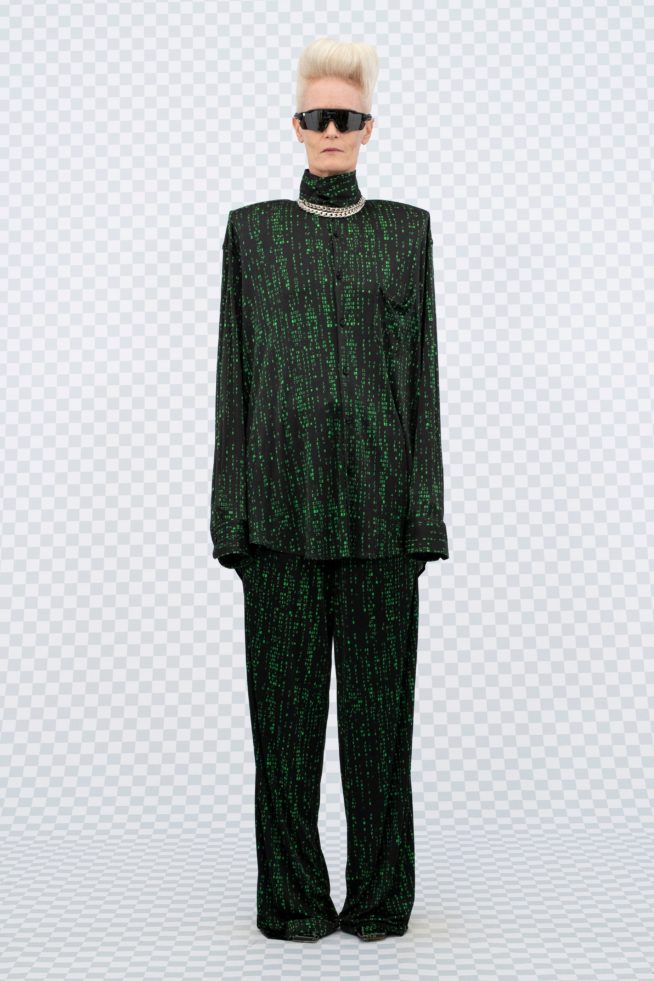00025-vetements-spring-22-paris-credit-gio-staiano