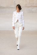 00037-chanel-resort-2022