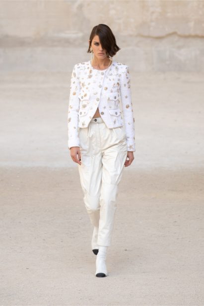 00037-chanel-resort-2022