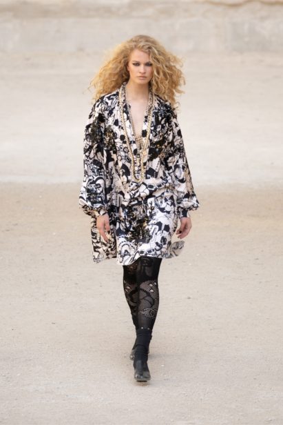 00050-chanel-resort-2022