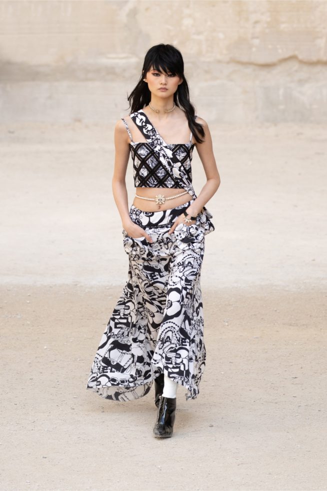 00054-chanel-resort-2022