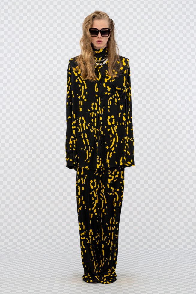 00056-vetements-spring-22-paris-credit-gio-staiano