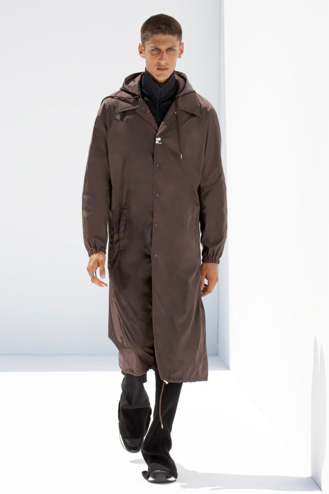 00001-courreges-mens-ss22-credit-brand