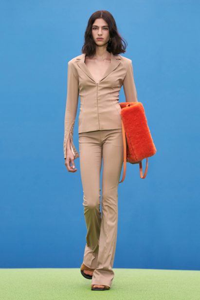 00001-jacquemus-fall-21-credit-imaxtree-courtesy-of-jacquemus