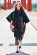 00002-louis-vuitton-resort-2022-credit-filippo-fior