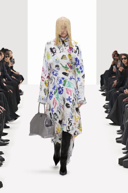 00005-balenciaga-spring-2022-rtw