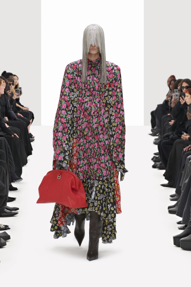 00007-balenciaga-spring-2022-rtw