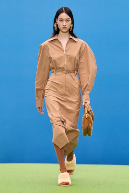 00007-jacquemus-fall-21-credit-imaxtree-courtesy-of-jacquemus