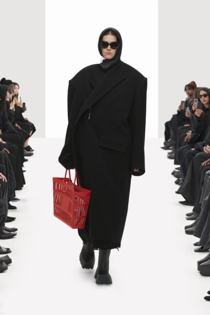 00012-balenciaga-spring-2022-rtw