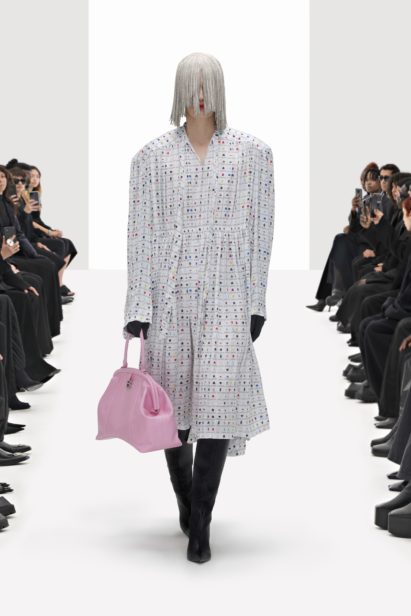 00013-balenciaga-spring-2022-rtw