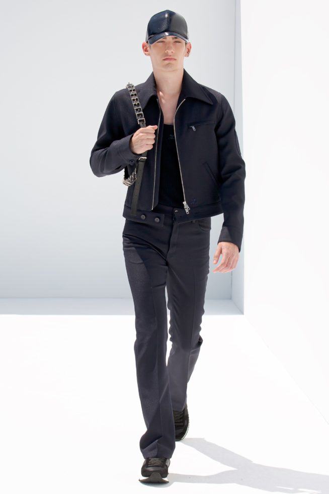 00014-courreges-mens-ss22-credit-brand