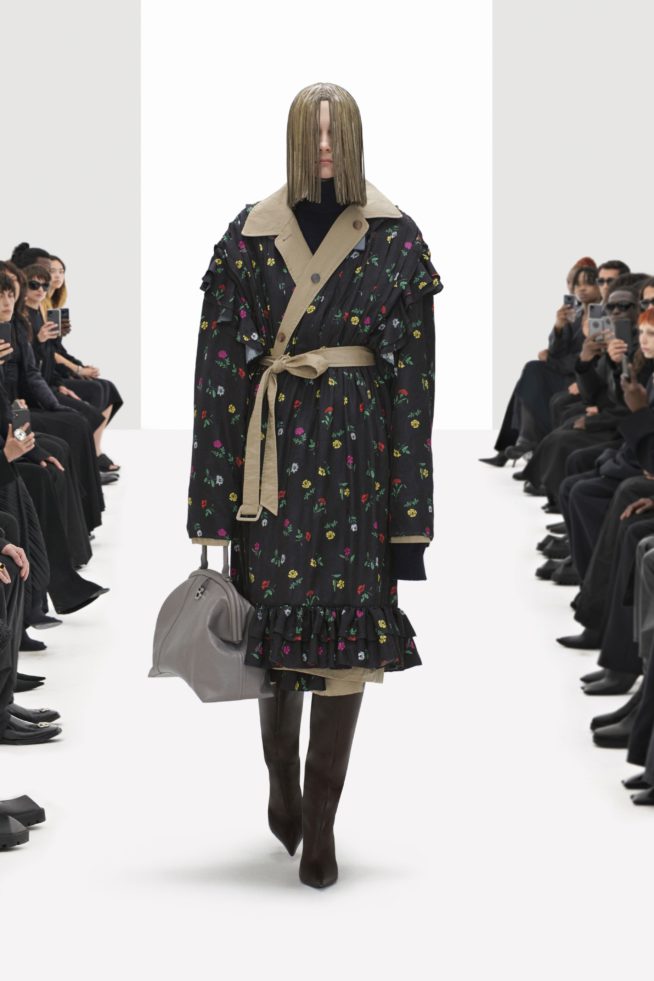 00015-balenciaga-spring-2022-rtw
