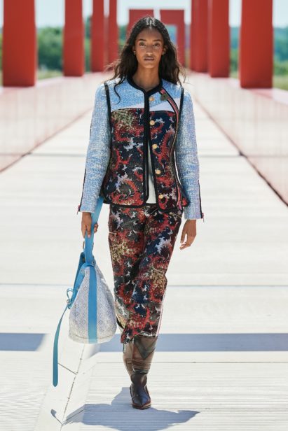00018-louis-vuitton-resort-2022-credit-filippo-fior
