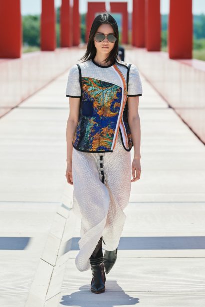 00020-louis-vuitton-resort-2022-credit-filippo-fior