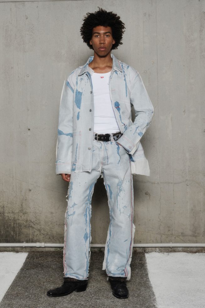 00023-diesel-ss22-credit-brand