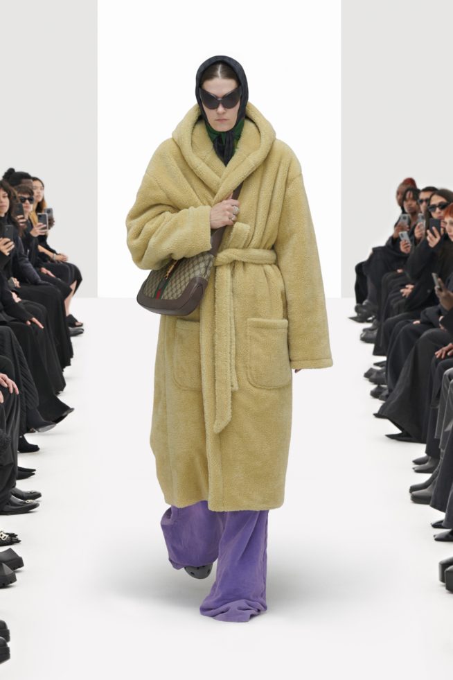 00024-balenciaga-spring-2022-rtw